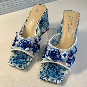 Betsey Johnson White And Blue Floral Embroidered Block Heel Mules